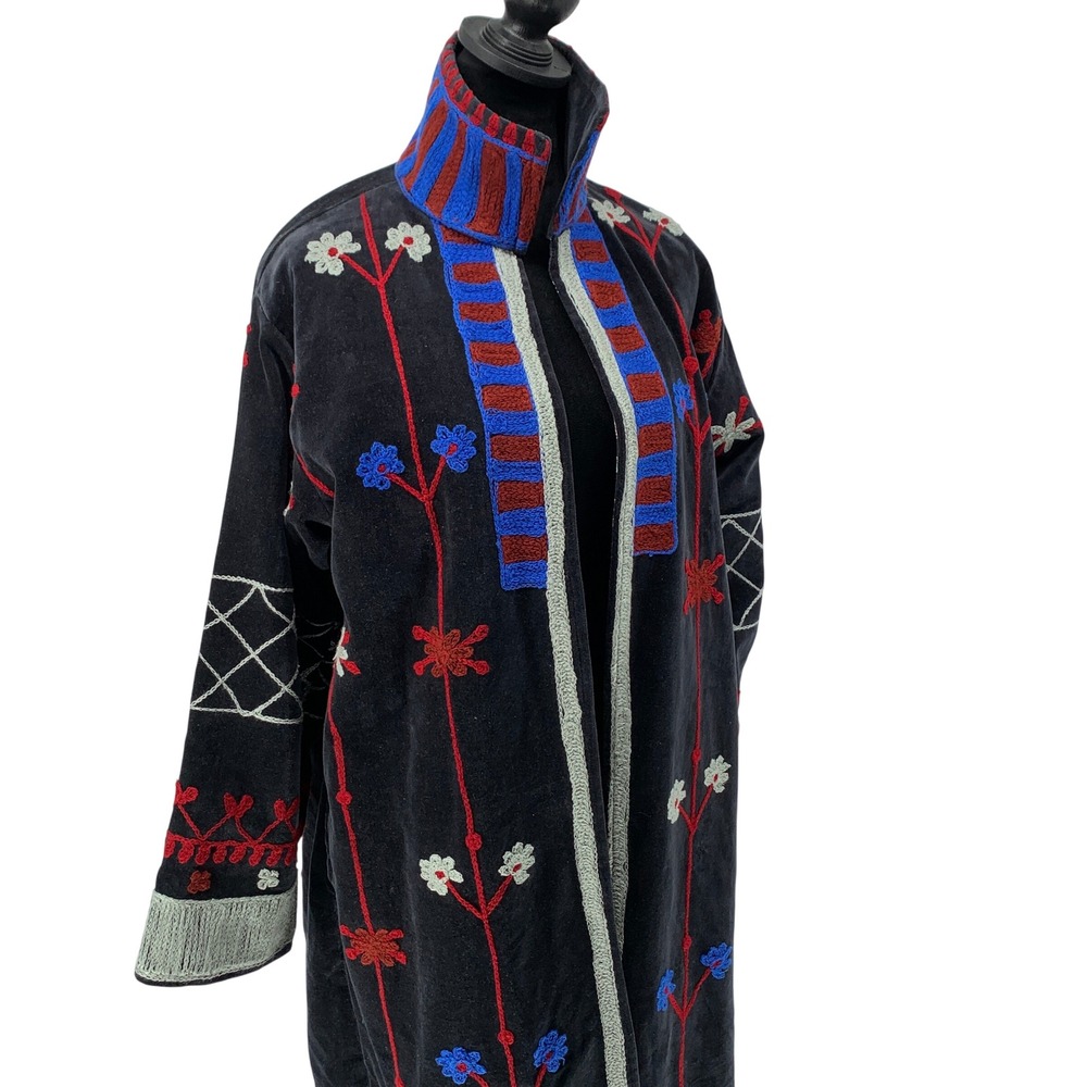 Nazila Couture size Large Black Velvet Embroidered Duster VTG 70s Refurbished